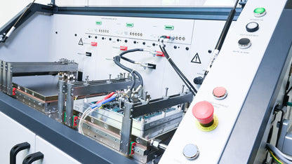 Simcenter POWERTESTER - 2400 A / 12 V / 16